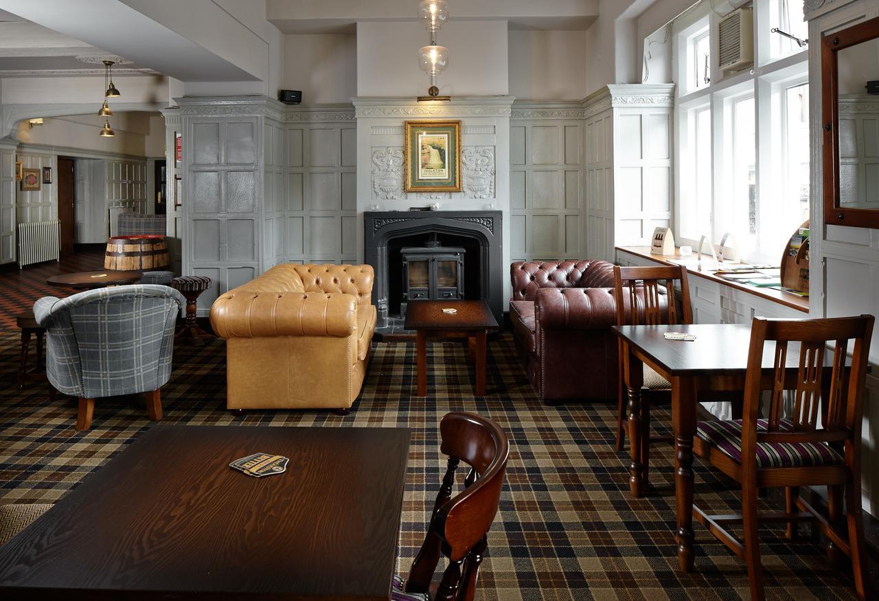 The Royal Oak Hotel Settle Exterior foto